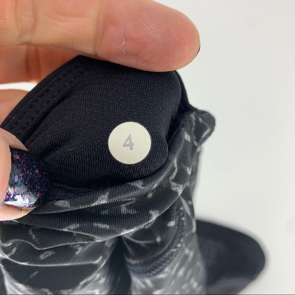 Lululemon Var-City Crop Samba Snake Black 4 - Picture 9 of 9